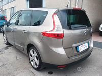 Usata Renault Scénic III 2010 Grigio Monovolume