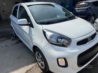 usata Kia Picanto 1.0 12V 5 porte Glam Collection full