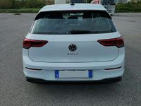 Usata VW Golf VIII Life 131 CV (96 kW) 2022 Bianco Berlina