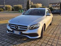 Usata Mercedes E220 Business 194 CV (142 kW) 2018 Grigio Station wagon