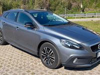 Usata Volvo V40 CC Pro 120 CV (88 kW) 2017 Grigio Station wagon