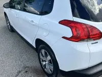 Usata Peugeot 2008 Active 75 CV (55 kW) 2016 Bianco SUV