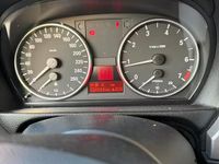 Usata BMW 318 143 CV (105 kW) 2007 Grigio Station wagon