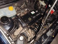 Usata Ford Fiesta Ghia 75 CV (55 kW) 1998 Blu Utilitaria