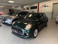 Begagnad Mini Cooper D 116 HK (85 kW) 2017 Grön Halvkombi