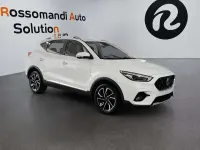 Usata MG ZS Luxury 111 CV (81 kW) 2024 Bianco SUV