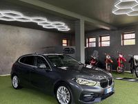 Brugt BMW 118 Sport Line 150 HK (110 kW) 2019 Grå Hatchback
