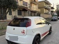 Usata Abarth Grande Punto 155 CV (114 kW) 2010 Bianco Utilitaria