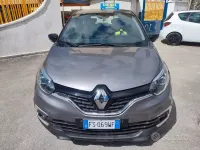 Usata Renault Captur Life 90 CV (66 kW) 2019 Grigio SUV