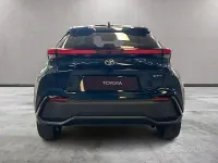 Usata Toyota C-HR Lounge 140 CV (102 kW) 2024 Blu SUV