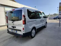 Usata Renault Trafic Privilege 125 CV (91 kW) 2016 Argento Monovolume