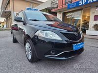 Usata Lancia Ypsilon 69 CV (50 kW) 2017 Nero Utilitaria