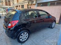 usata Opel Corsa 1.2 benzina e GPL 2012