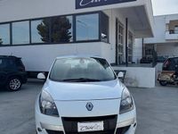 Usata Renault Scénic III Dynamique 110 CV (80 kW) 2011 Bianco Monovolume
