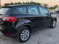 Usata Ford Kuga Titanium 140 CV (102 kW) 2010 SUV