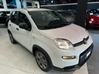 Usata Fiat Panda S 69 CV (50 kW) 2024 Bianco pastello Utilitaria
