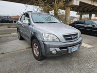 Usata Kia Sorento 140 CV (102 kW) 2004 Grigio SUV