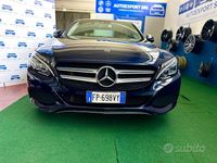 Usata Mercedes C220 170 CV (125 kW) 2018 Blu Berlina