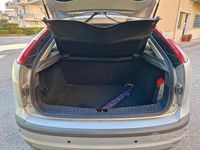 Usata Ford Focus 90 CV (66 kW) 2006 Grigio Utilitaria