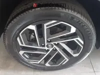 Usata Hyundai Tucson 215 CV (158 kW) 2024 Ecotronic gray pearl SUV