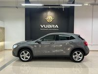 Usata Mercedes GLA180 109 CV (80 kW) 2017 Grigio SUV