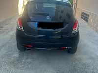 Usata Lancia Ypsilon 69 CV (50 kW) 2018 Nero Utilitaria