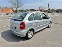 Usata Citroën Xsara Picasso 90 CV (66 kW) 2003 Grigio Monovolume