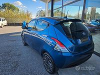 Usata Lancia Ypsilon Gold 69 CV (50 kW) 2024 Blu Utilitaria