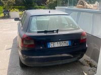 Usata Audi A3 105 CV (77 kW) 2003 Blu Utilitaria
