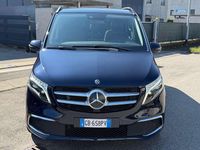 Usata Mercedes V250 Business 190 CV (139 kW) 2020 Blu cavansite metallizzato Monovolume