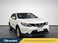 Usata Nissan Qashqai Acenta 110 CV (80 kW) 2016 Bianco SUV