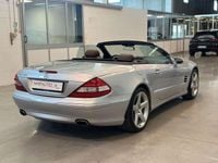 Usata Mercedes SL350 272 CV (200 kW) 2008 Argento Cabrio