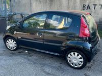 Usata Peugeot 107 68 CV (50 kW) 2007 Nero Utilitaria