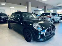 Usata Mini ONE 75 CV (55 kW) 2021 Nero Utilitaria