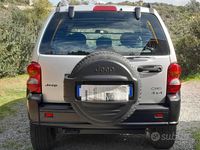 Usata Jeep Cherokee Sport 143 CV (105 kW) 2002 Grigio SUV