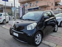 Usata Toyota iQ Sol 68 CV (50 kW) 2010 Nero Utilitaria