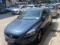 Gebraucht Volvo V40 120 PS (88 kW) 2017 Blau Limousine