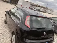 Usata Fiat Grande Punto Lounge 65 CV (47 kW) 2015 Nero Utilitaria
