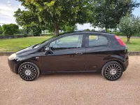 Usata Fiat Grande Punto 75 CV (55 kW) 2007 Nero Utilitaria