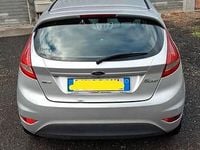 Usata Ford Fiesta 68 CV (50 kW) 2009 Grigio Utilitaria