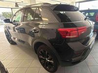 Usata VW T-Roc Advance 116 CV (85 kW) 2020 Nero SUV