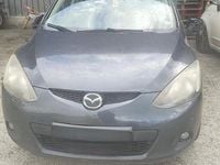Begagnad Mazda 2 75 HK (55 kW) 2008 Grå Halvkombi