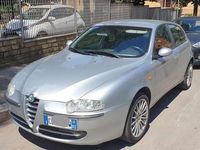 usata Alfa Romeo 147 5p 1.6 ts 16v Distinctive 105cv