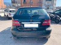 Usata Mercedes B180 115 CV (84 kW) 2009 Nero Monovolume