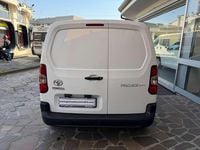 Usata Toyota Proace City Active 102 CV (75 kW) 2022 Bianco Monovolume