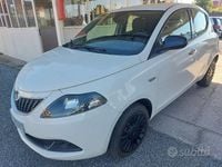 Usata Lancia Ypsilon S 69 CV (50 kW) 2022 Bianco Utilitaria