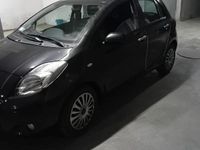 Usata Toyota Yaris Sol 90 CV (66 kW) 2010 Nero Utilitaria