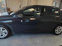 Usata VW Golf VIII Life 130 CV (95 kW) 2021 Grigio Berlina