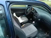 Usata Ford Fiesta 49 CV (36 kW) 2001 Utilitaria