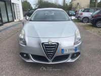 Usata Alfa Romeo Giulietta Distinctive 120 CV (88 kW) 2011 Argento Utilitaria